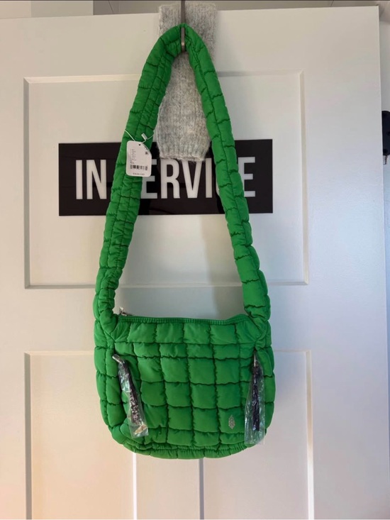 Free People Handbags - NWT Free People Quilted Baby Carryall Sling Bag